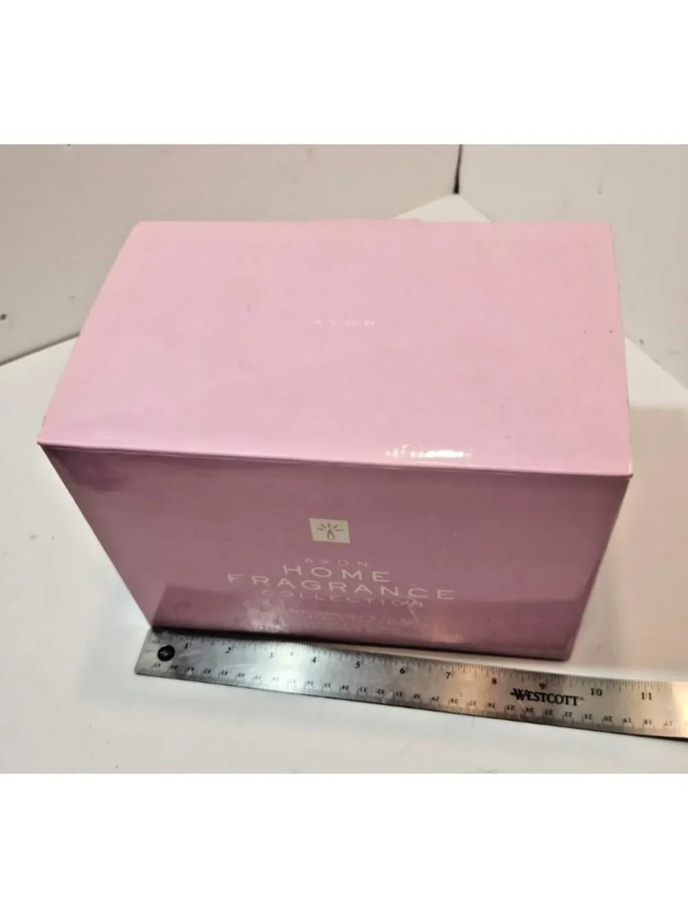 Avon Home Fragrance Collection Candle Jar Lamp Hydrangea and Lilac NIB